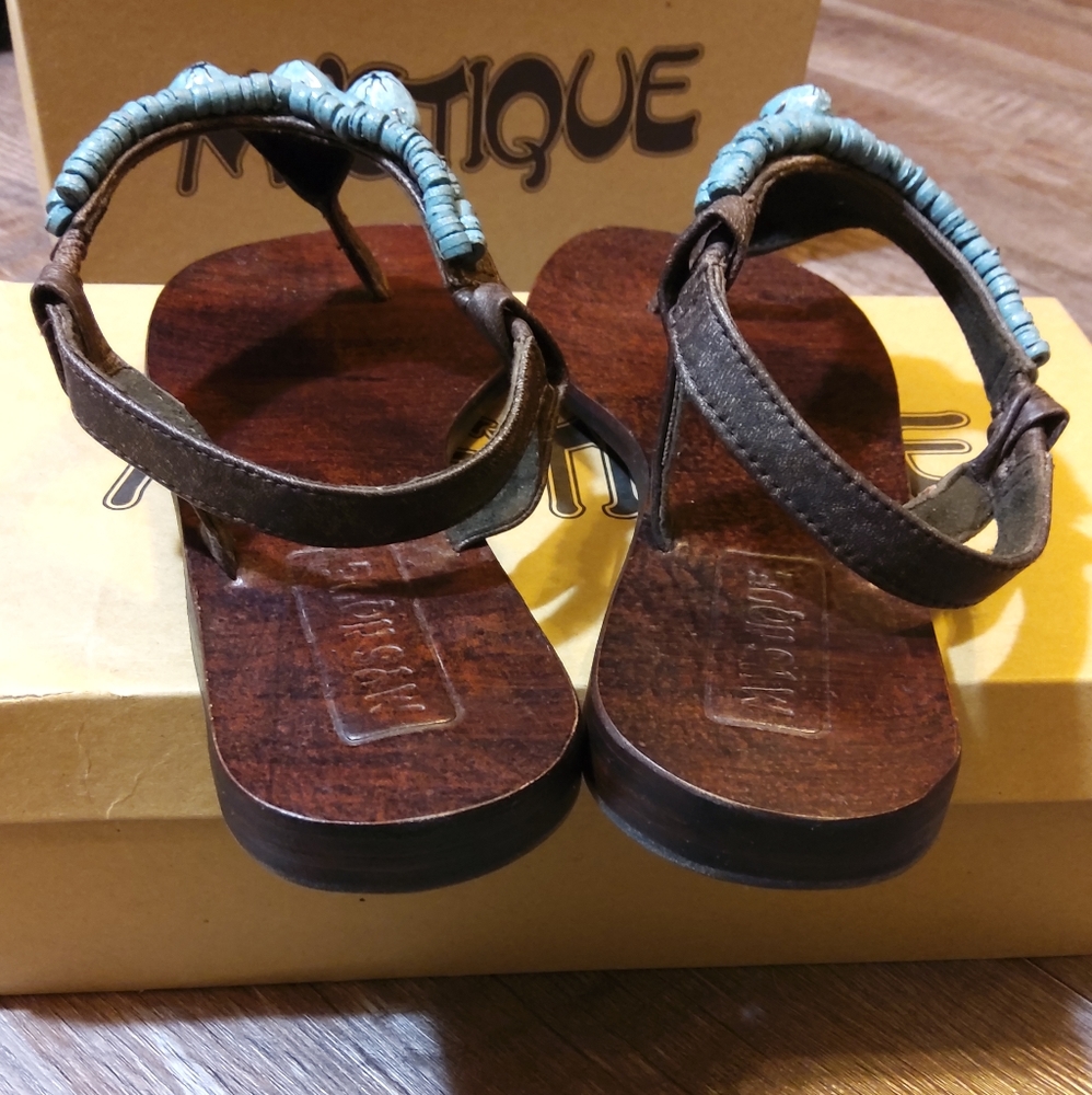 Mystique Boho Turquoise Leather Thong Sandlas NIB - Picture 9 of 13